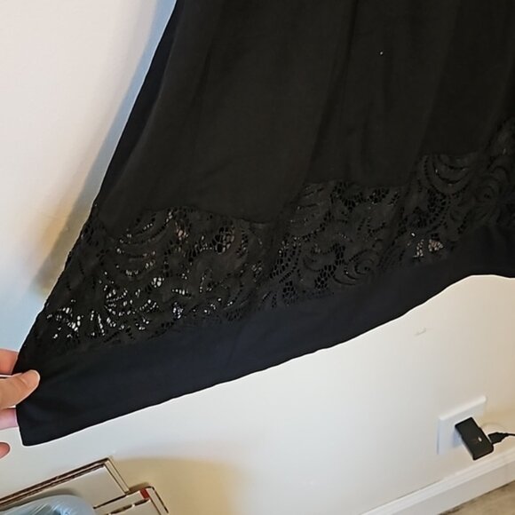 Nanette Lepore Dress Black lace Cap Sleeves w/hidden zip size 14 fit flare EUC - Picture 4 of 8